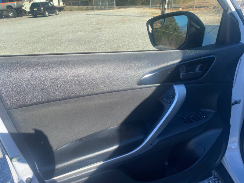 2022 Mitsubishi Eclipse Cross ES