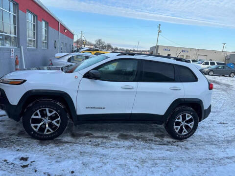 2015 Jeep Cherokee for sale at Glizzy Auto Sales in Barberton OH