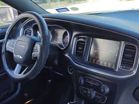 2015 Dodge Charger SXT