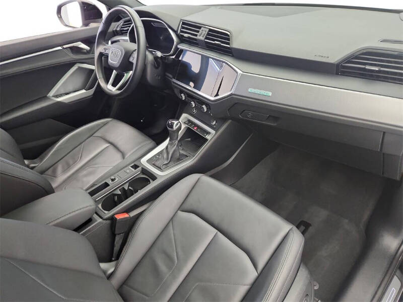 2023 Audi Q3 quattro S line Prem Plus 45 TFSI