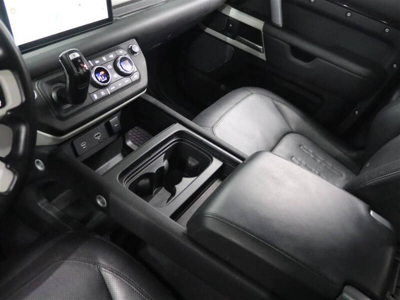 2022 Land Rover Defender 110 X-Dynamic HSE