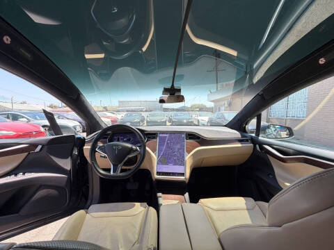 2016 Tesla Model X 90D