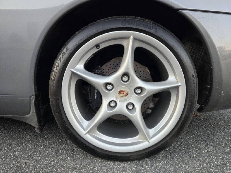 2003 Porsche 911 Carrera