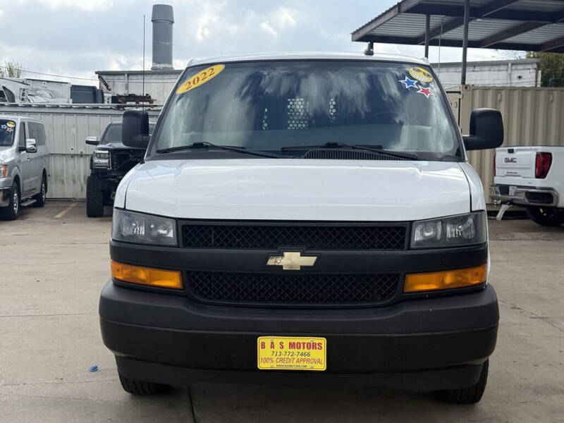 2022 Chevrolet Express 2500