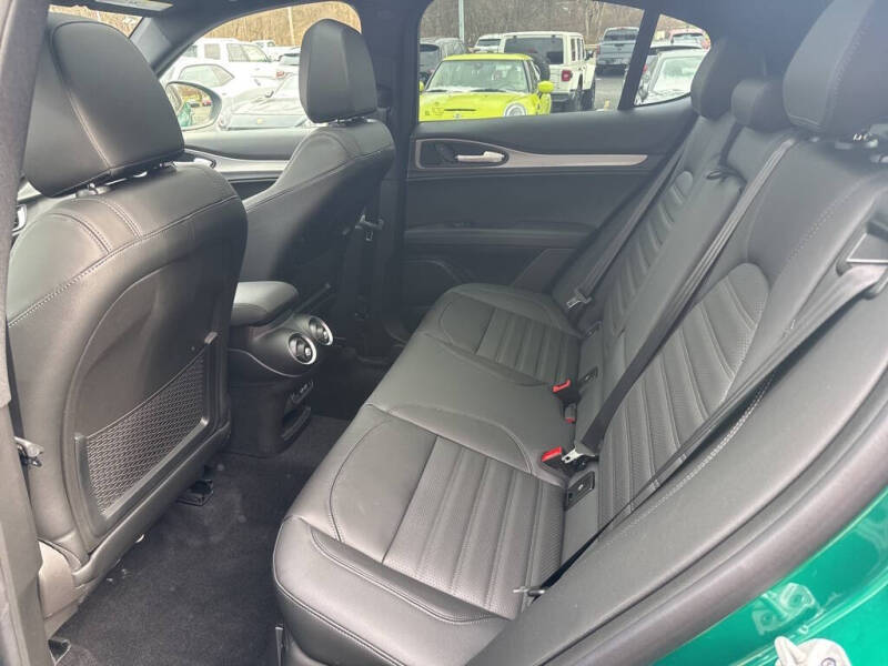 2025 Alfa Romeo Stelvio