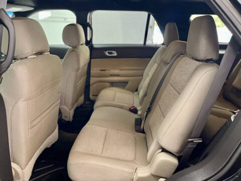 2014 Ford Explorer