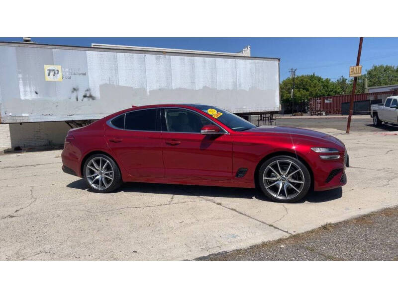 2022 Genesis G70