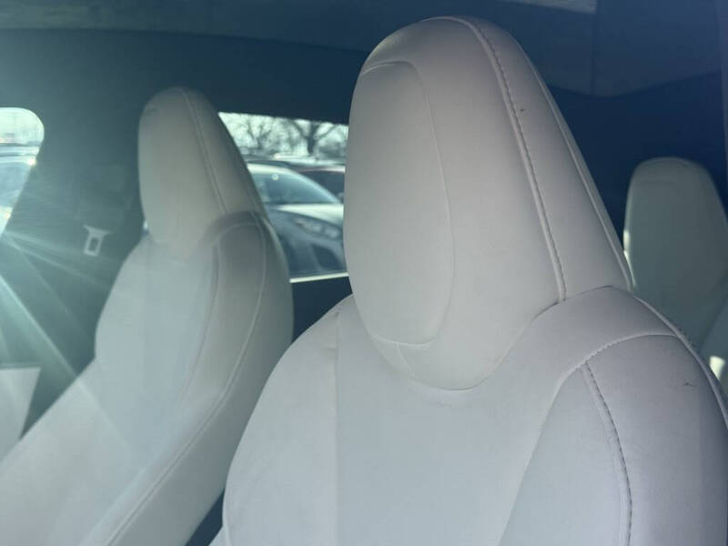 2020 Tesla Model S Long Range Plus