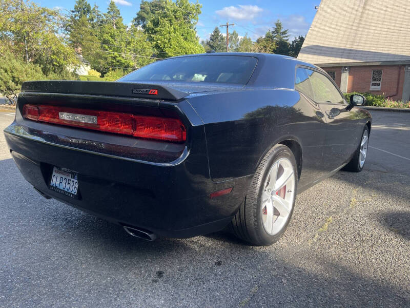 2009 Dodge Challenger SRT8