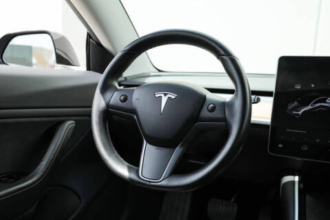 2019 Tesla Model 3 Mid Range