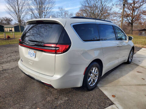 2021 Chrysler Pacifica Touring