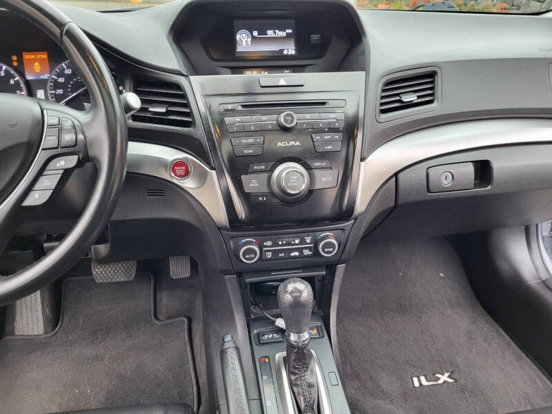 2016 Acura ILX w/AcuraWatch