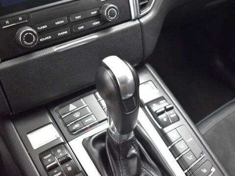 2018 Porsche Macan S