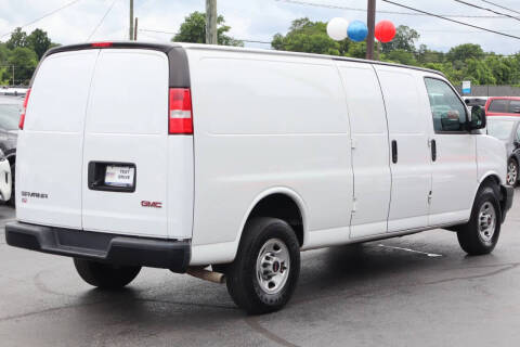 2023 GMC Savana 2500