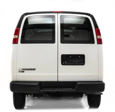 2017 Chevrolet Express 2500