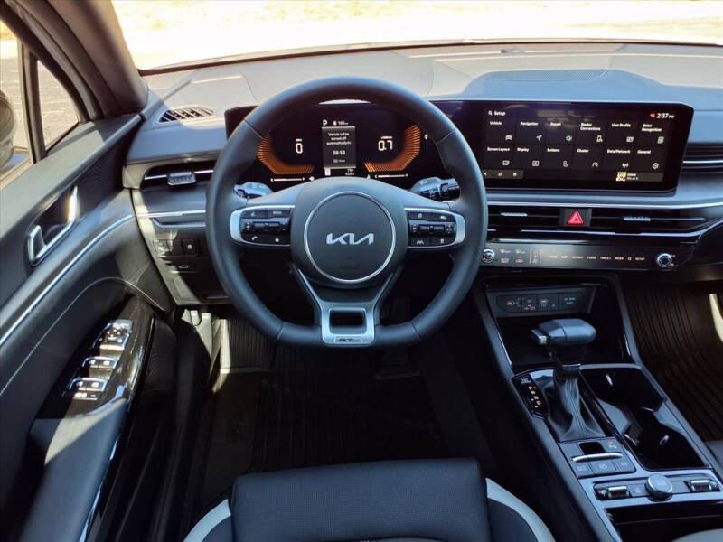 2025 Kia K5