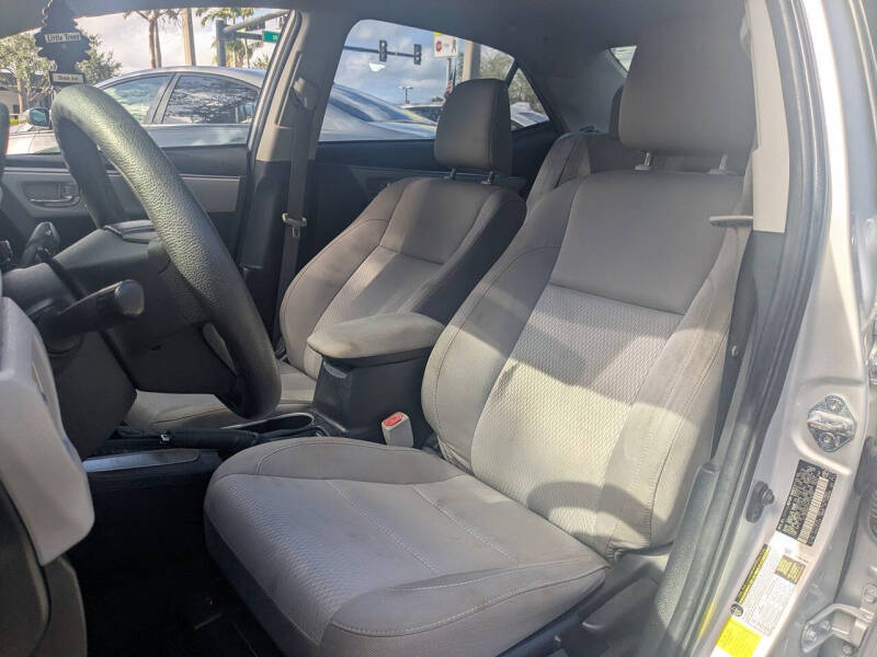 2015 Toyota Corolla LE