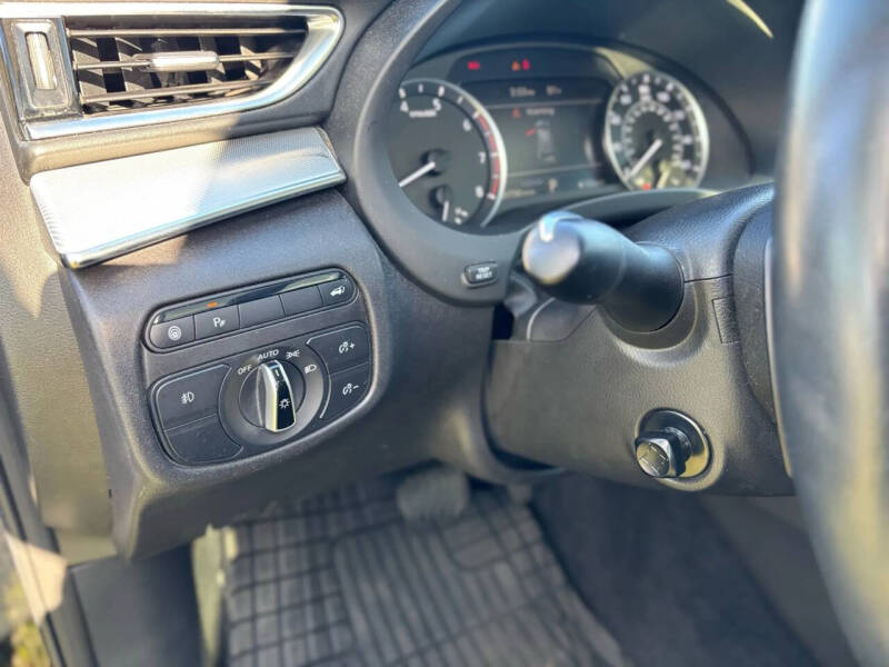 2019 Infiniti QX50 Essential