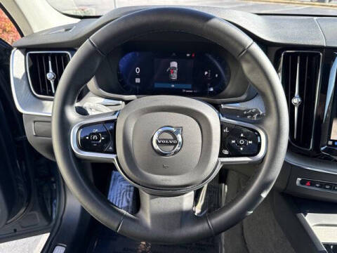 2025 Volvo XC60 B5 Plus Dark Theme