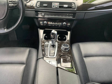2014 BMW 5 Series 528i