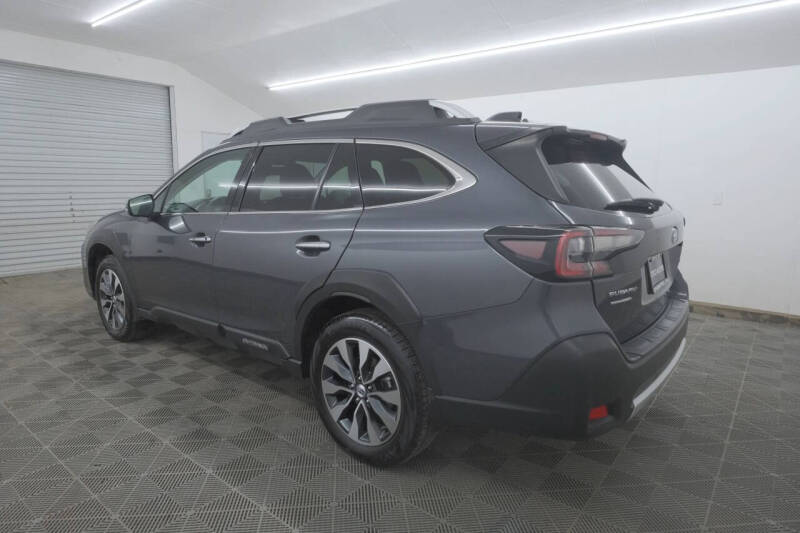 2024 Subaru Outback Touring