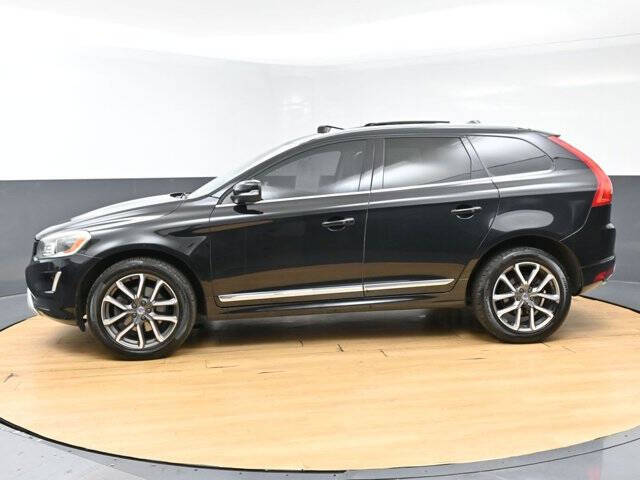 2017 Volvo XC60 T6 Dynamic