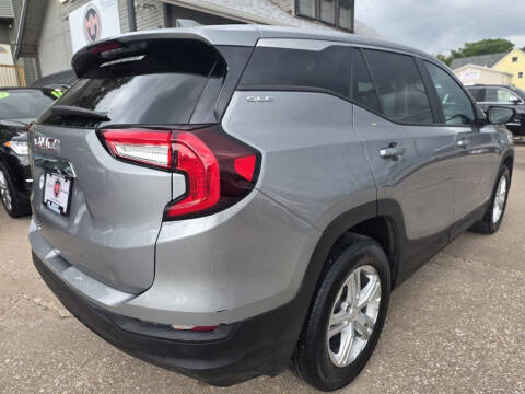 2024 GMC Terrain SLE
