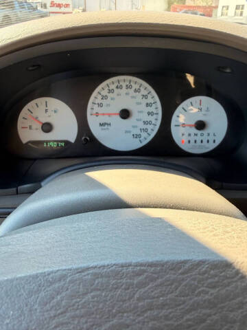 2005 Chrysler Town and Country