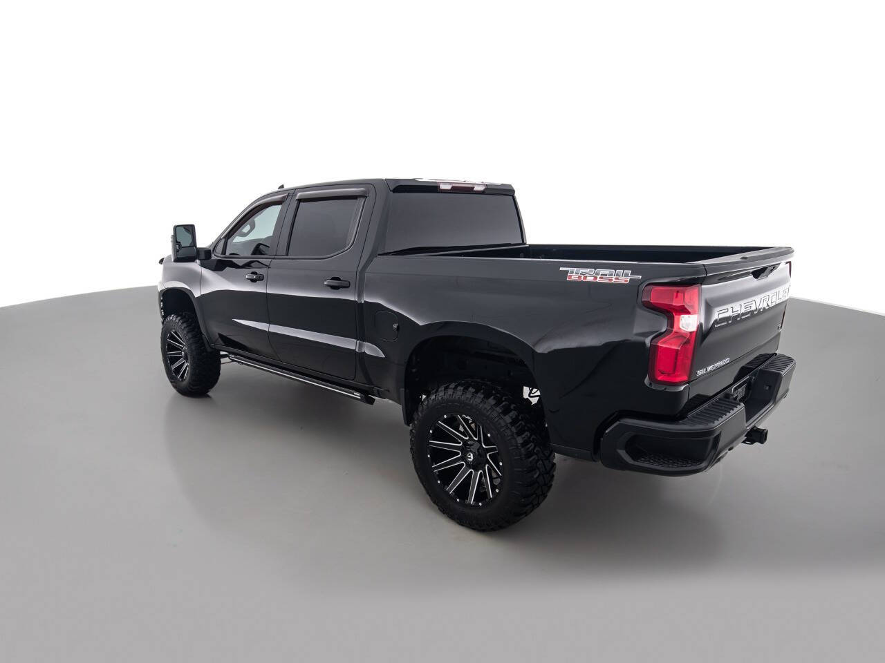 Used Car 2020 Chevrolet Silverado 1500  Lt Trail Boss 4x4 4dr Crew Cab 5.8 Ft. Sb For Sale Under $40,000 In Coal City, Illinois