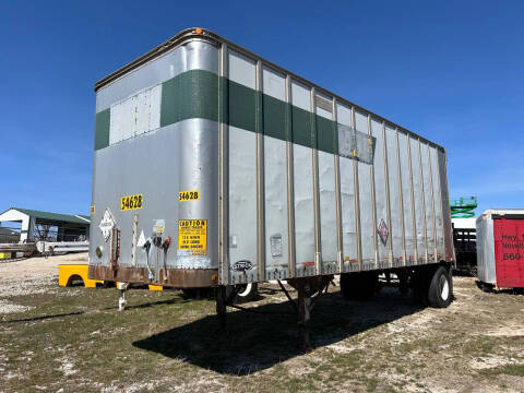 1985 Unknown 27.5’ Semi Enclosed Box for sale at Ken's Auto Sales in New Bloomfield MO