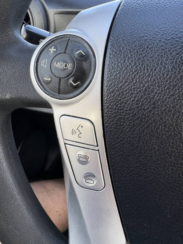 2015 Toyota Prius c One