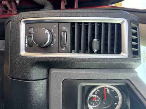 2014 RAM 1500 SLT