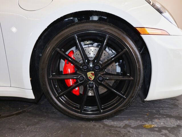 2020 Porsche 911 Carrera 4S