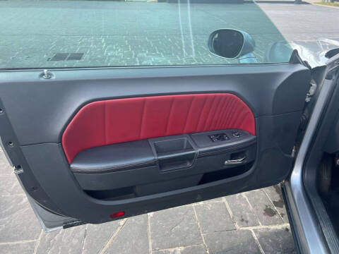 2014 Dodge Challenger R/T Shaker Package