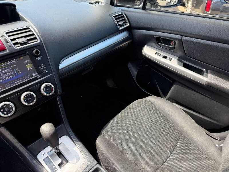 2015 Subaru Impreza 2.0i