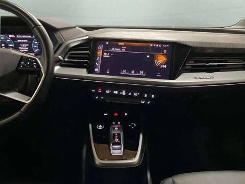 2024 Audi Q4 e-tron quattro Premium 55