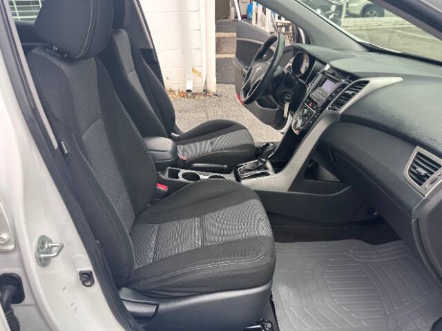 2017 Hyundai Elantra GT