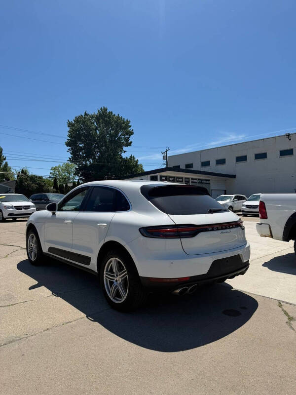 2020 Porsche Macan S