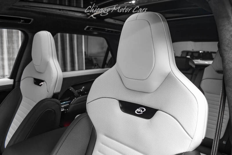 2024 Land Rover Range Rover Sport SV Edition One Obsidian Black
