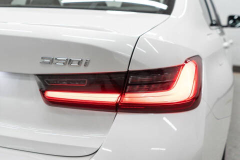 2025 BMW 3 Series 330i xDrive