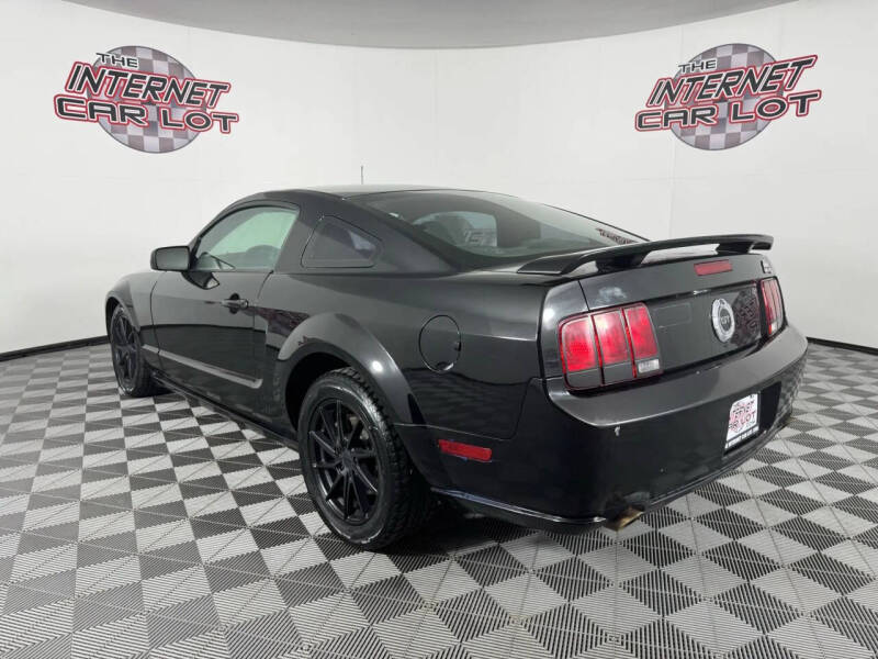2006 Ford Mustang GT Deluxe