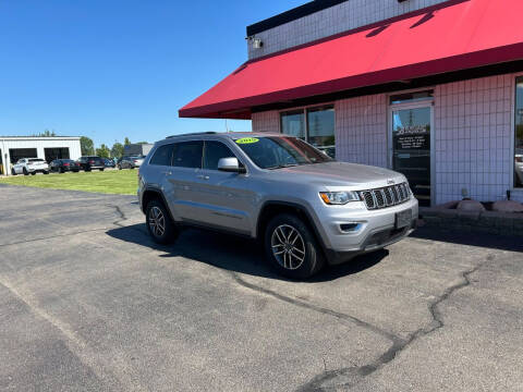 2019 Jeep Grand Cherokee for sale at BORGMAN OF HOLLAND LLC in Holland MI