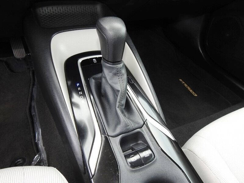 2021 Toyota Corolla  - $17,900