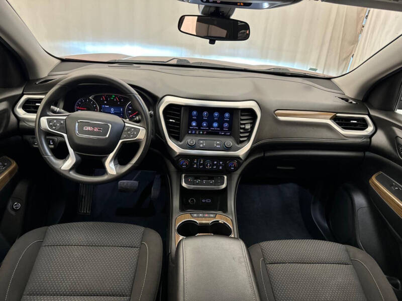 2021 GMC Acadia SLE