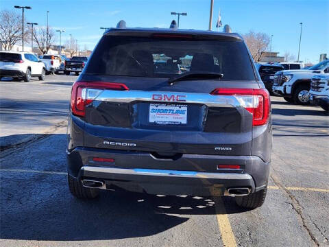 2023 GMC Acadia Denali