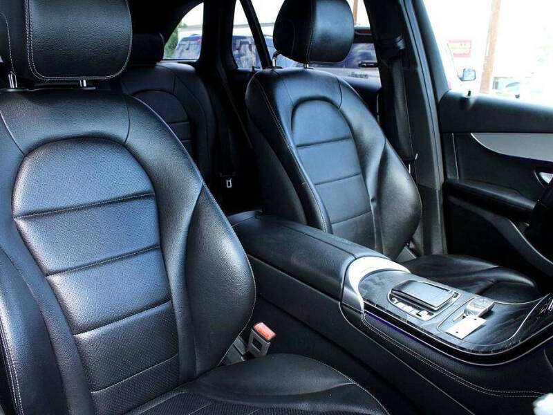 2020 Mercedes-Benz GLC GLC 300