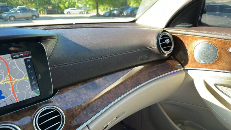 2017 Mercedes-Benz E-Class E 300 4MATIC