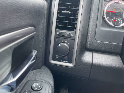 2021 RAM 1500 Classic Tradesman