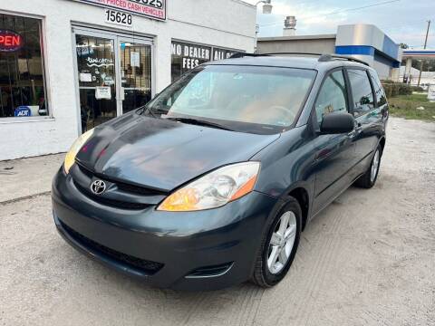 2008 Toyota Sienna for sale at ROYAL MOTOR SALES LLC in Dover FL