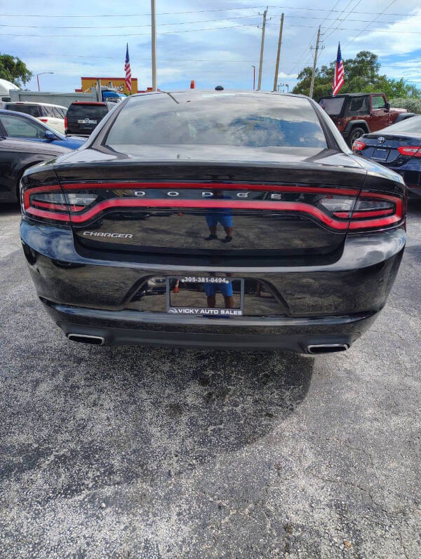 2016 Dodge Charger SE